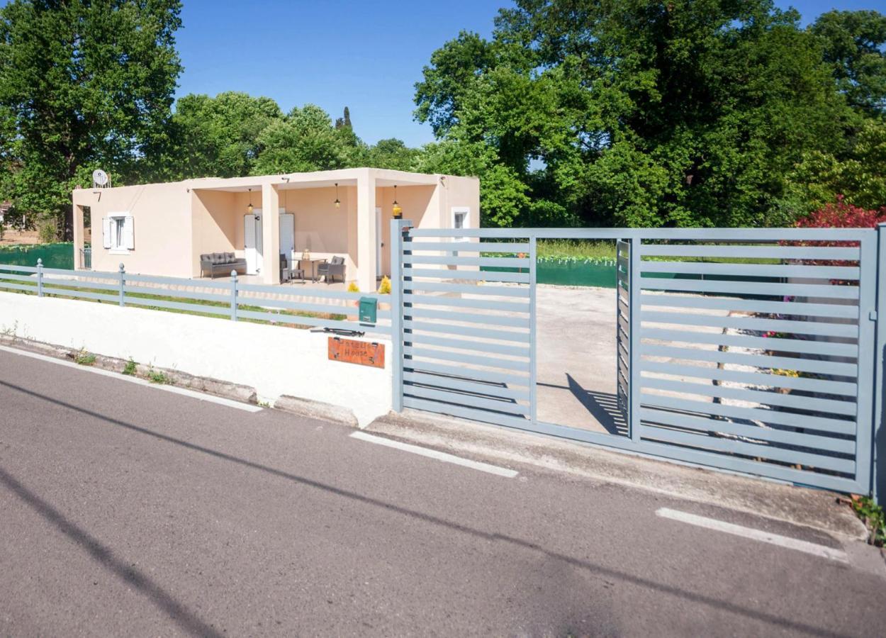 Patelis House Hébergement de vacances *
